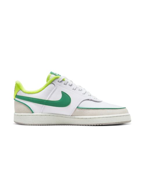 NIKE(ナイキ)の「ナイキ コート ビジョン LOW キャンバス ウィメンズシューズ / Nike Court Vision Low Canvas Women's Shoes(スニーカー・レディース・ホワイト・23/24/25/26/25.5/26.5/24.5/23.5/22.5)」の3枚目の写真
