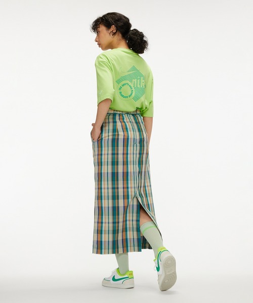 NIKE(ナイキ)の「ナイキ コート ビジョン LOW キャンバス ウィメンズシューズ / Nike Court Vision Low Canvas Women's Shoes(スニーカー・レディース・ホワイト・23/24/25/26/25.5/26.5/24.5/23.5/22.5)」の13枚目の写真