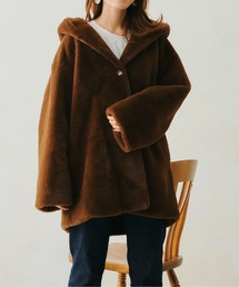 【WEB限定】フード付きフェイクファーコート