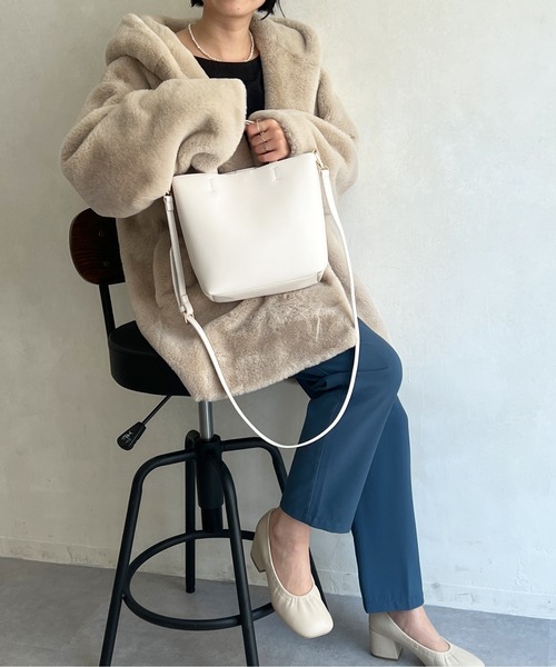 Chez toi(シェトワ)の「【WEB限定】フード付きフェイクファーコート(その他アウター・レディース・ブラウン/ピンク/ライトベージュ・FREE)」の10枚目の写真