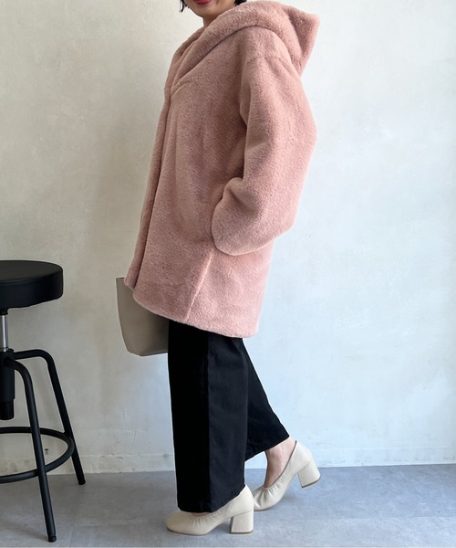 またまたお値下げしました‼️ファーコート セール】【WEB限定】フード付きフェイクファーコート（その他