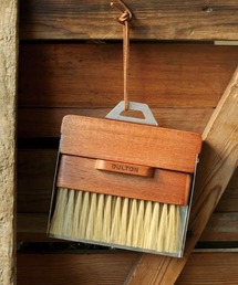 DULTON（ダルトン）の「DUSTPAN AND BRUSH/卓上 ほうき&ちりとりセット（掃除グッズ）」