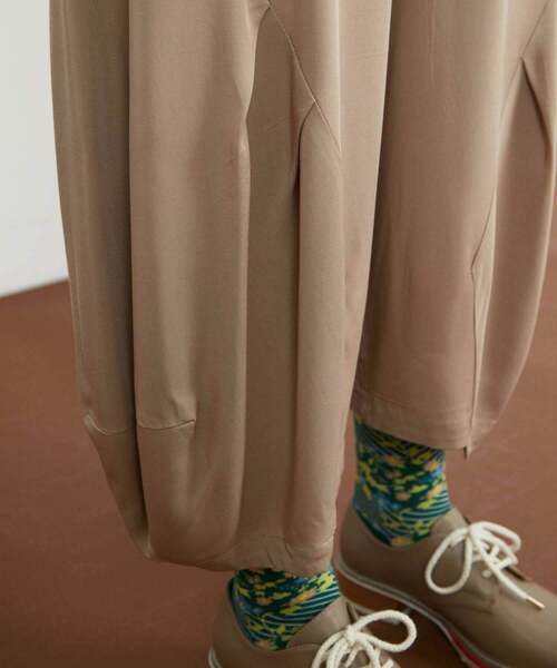 FRAPBOIS（フラボア）の「バルブ パンツ（その他パンツ・レディース・ベージュ/ブラック・1/0）」の20枚目の写真