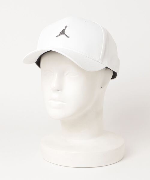 Jordan(ジョーダン)の「ジョーダン ジョーダン CLC99 メタル ジャンプマン キャップ(キャップ・メンズ・ホワイト・ONE SIZE)」の1枚目の写真