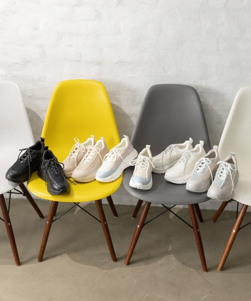 repipi armario（レピピ アルマリオ）の「クリアソールダッドスニーカー（スニーカー・キッズ・ベージュ/ブラック系その他/ホワイト/グレー/ホワイト系その他/ブラック/ベージュ系その他/マルチ・MEDIUM/LARGE/SMALL）」の11枚目の写真