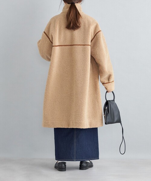 SHIPS（シップス）の「フェイクムートン リバーシブル スタンドカラー ミディコート◆（ムートンコート・レディース・オフホワイト/キャメル・38/36）」の16枚目の写真