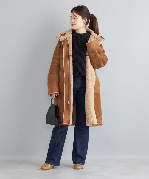 SHIPS（シップス）の「フェイクムートン リバーシブル スタンドカラー ミディコート◆（ムートンコート・レディース・オフホワイト/キャメル・38/36）」の18枚目の写真