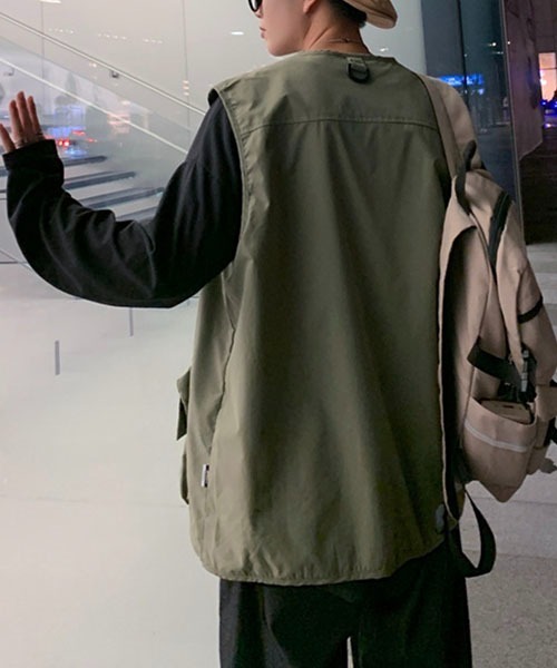 WESTBOY（ウエストボーイ）の「ルーズシルエットビッグポケットフィッシングベスト WO22WOT01【WB ORIGINALS】（ベスト・メンズ・ブラック/オリーブ・FREE）」の15枚目の写真