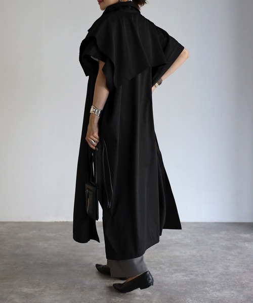 Bonjour Sagan（ボンジュールサガン）の「ハイネックトレンチベスト（ポンチョ・レディース・ブラック/ベージュ/キナリ・FREE）」の17枚目の写真