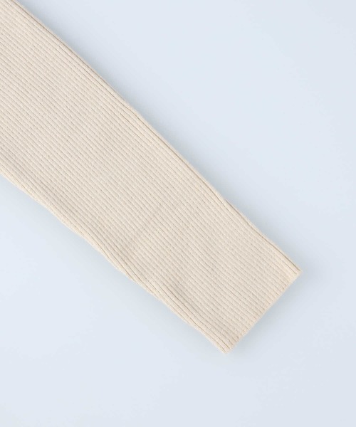 HONEYSUCKLE ROSE(ハニーサックルローズ)の「【HONEYSUCKLE ROSE】リブタートルネック(ニット/セーター・レディース・オフホワイト/ブラック/グリーン・M/L/S)」の5枚目の写真