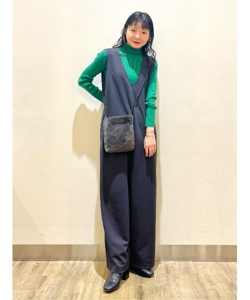 HONEYSUCKLE ROSE(ハニーサックルローズ)の「【HONEYSUCKLE ROSE】リブタートルネック(ニット/セーター・レディース・オフホワイト/ブラック/グリーン・M/L/S)」の15枚目の写真