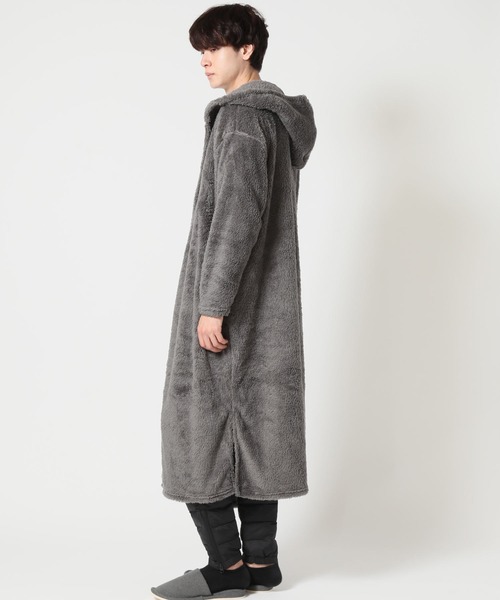 ARCADE（アーケード）の「マイクロファイバー モコボア 寒さ 冷え性対策 着る毛布 フード付き ロング丈 部屋着 ルームウェア メンズ レディース兼用（ガウン/バスローブ・メンズ・グレー/ブラウン/ベージュ/ネイビー/ブラック・FREE）」の9枚目の写真