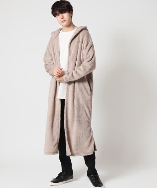 ARCADE（アーケード）の「マイクロファイバー モコボア 寒さ 冷え性対策 着る毛布 フード付き ロング丈 部屋着 ルームウェア メンズ レディース兼用（ガウン/バスローブ・メンズ・グレー/ブラウン/ベージュ/ネイビー/ブラック・FREE）」の12枚目の写真