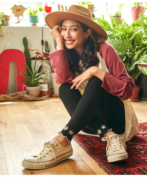 anap mimpi（アナップミンピ）の「裾メロウフラワー刺繍リブレギンス（レギンス/スパッツ・レディース・ブラック/グレー・FREE）」の3枚目の写真