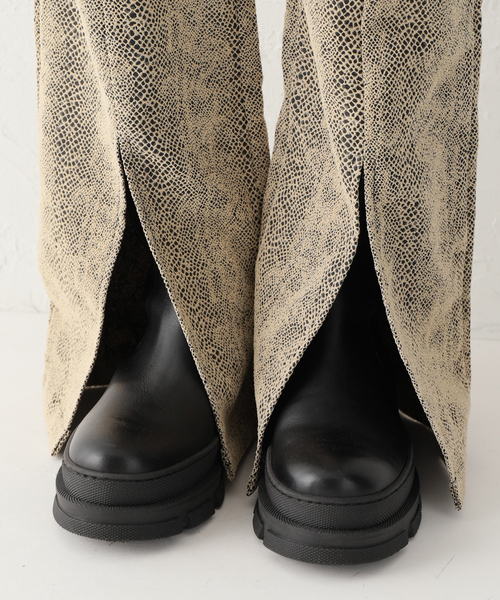 GHOSPELL(ゴスペル)の「【GHOSPELL/ゴスペル】 Rayne Split Hem Trousers:パンツ(その他パンツ・レディース・ブラウン・SMALL/X-SMALL)」の10枚目の写真