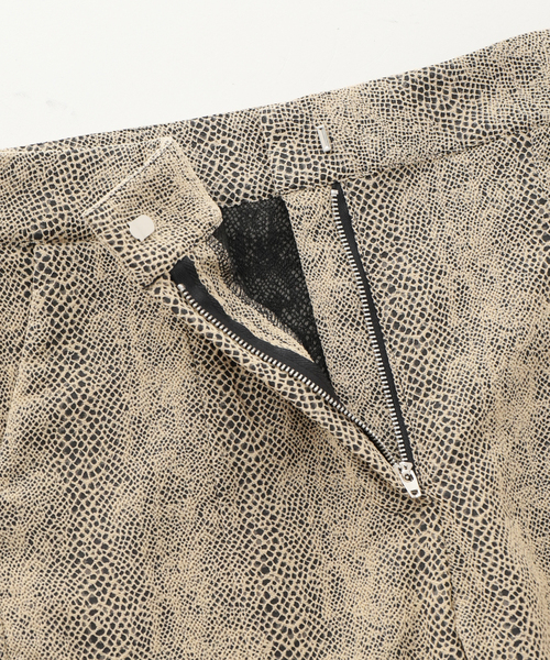 GHOSPELL(ゴスペル)の「【GHOSPELL/ゴスペル】 Rayne Split Hem Trousers:パンツ(その他パンツ・レディース・ブラウン・SMALL/X-SMALL)」の5枚目の写真