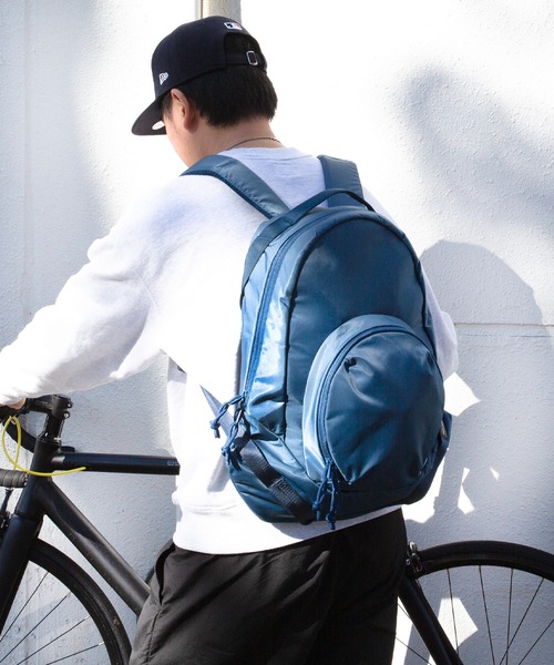 wdl.(ワームデザインラボ)の「【wdl.】 light Daily Backpack(バックパック/リュック・メンズ・ブラック/ベージュ/グレー/ブルー・FREE)」の8枚目の写真