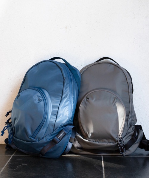 wdl.(ワームデザインラボ)の「【wdl.】 light Daily Backpack(バックパック/リュック・メンズ・ブラック/ベージュ/グレー/ブルー・FREE)」の7枚目の写真