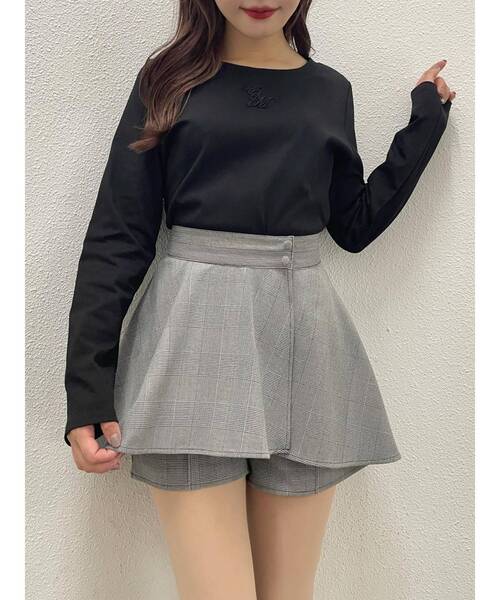 EATME（イートミー）の「2WAYペプラムショートパンツ（その他パンツ・レディース・その他1/ベージュ/ブラック・SMALL/MEDIUM）」の19枚目の写真