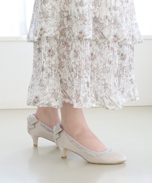 JELLY BEANS（ジェリービーンズ）の「バックリボンレーストリムパンプス<ふわさら>(204-12874)JELLY BEANS(ジェリービーンズ)（パンプス・レディース・ブラック/ライトピンク/ライトグレー・21.5/25.5/24.5/25/22.5/23/22/24/23.5）」の3枚目の写真