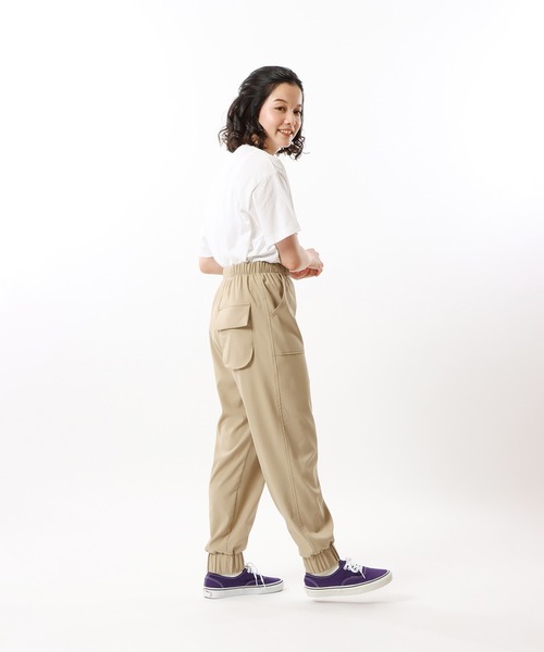 Champion(チャンピオン)の「【Champion/チャンピオン】レディース ロングパンツ(その他パンツ・レディース・モスグリーン/ベージュ/ブラック・LARGE/MEDIUM)」の11枚目の写真