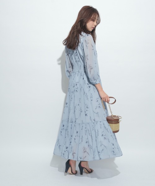 JUSGLITTY（ジャスグリッティー）の「シアーフラワープリント