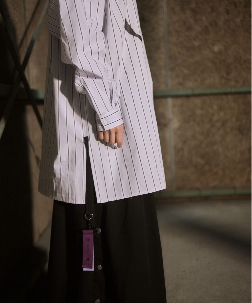 0658（ゼロロクゴーハチ）の「0658/ゼロロクゴーハチ/Scorch paper over size shirt（シャツ/ブラウス・レディース・レッド/ブルー・F）」の11枚目の写真