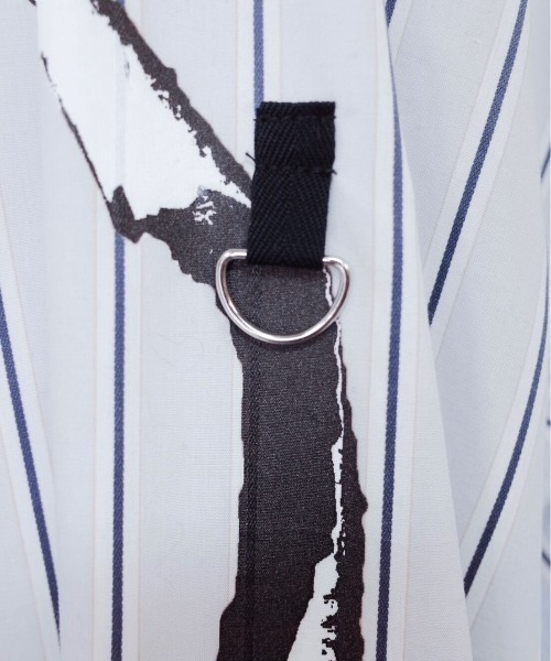 0658（ゼロロクゴーハチ）の「0658/ゼロロクゴーハチ/Scorch paper over size shirt（シャツ/ブラウス・レディース・レッド/ブルー・F）」の16枚目の写真