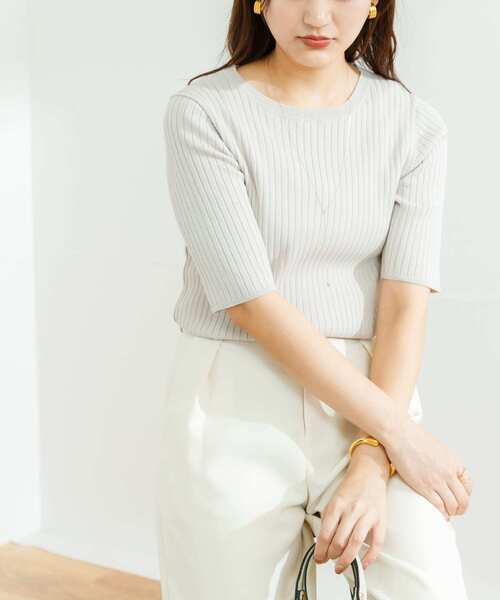 URBAN RESEARCH（アーバンリサーチ）の「コンパクトリブ5分袖ニット（ニット/セーター・レディース・ベージュ系その他/ブルー/ネイビー/その他1・FREE）」の19枚目の写真