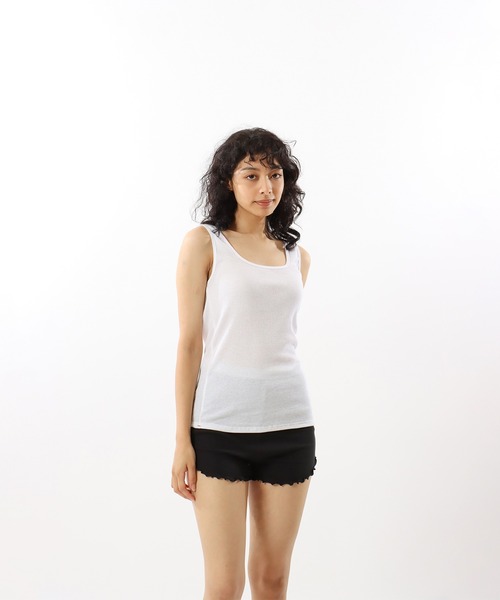 HANES(ヘインズ)の「【Hanes/ヘインズ】レディース タンクトップ(タンクトップ・レディース・ホワイト/ブラック・MEDIUM/LARGE)」の3枚目の写真