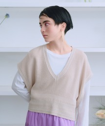 Vネックニットベスト