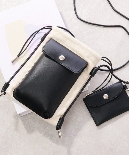 cache cache(カシュ カシュ)の「cachecache(カシュカシュ)スマホ雑材ミニショルダー(ショルダーバッグ・レディース・ブラック/ベージュ/グリーン・FREE)」の11枚目の写真