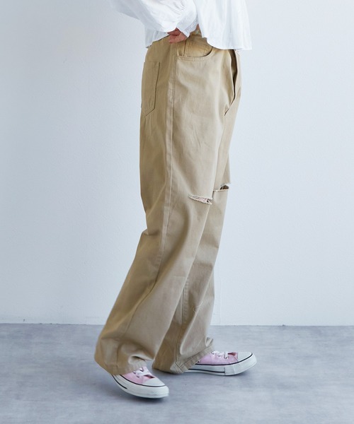 w closet（ダブルクローゼット）の「【サイズ調節できる】ダメージチノパンツ（チノパンツ・レディース・ベージュ・FREE）」の6枚目の写真