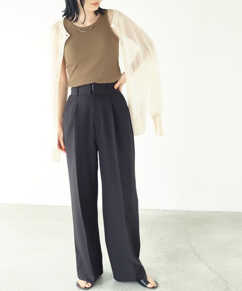 Chaco closet(チャコ クローゼット)の「リブカップ付きアメリカンスリーブタンクトップ(タンクトップ・レディース・アイボリー/ブラック/オフホワイト/ブラウン/グリーン/イエロー・FREE)」の12枚目の写真