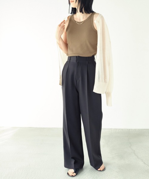 Chaco closet(チャコ クローゼット)の「リブカップ付きアメリカンスリーブタンクトップ(タンクトップ・レディース・アイボリー/ブラック/オフホワイト/ブラウン/グリーン/イエロー・FREE)」の21枚目の写真