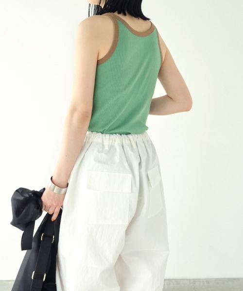 Chaco closet(チャコ クローゼット)の「リブカップ付きアメリカンスリーブタンクトップ(タンクトップ・レディース・アイボリー/ブラック/オフホワイト/ブラウン/グリーン/イエロー・FREE)」の22枚目の写真