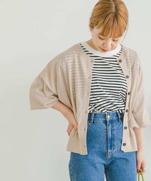 ITEMS URBANRESEARCH（アイテムズ アーバンリサーチ）の「シアークルーネックカーディガン（カーディガン/ボレロ・レディース・グリーン系その他/グレー系その他/ブラック/ブルー系その他・FREE）」の5枚目の写真