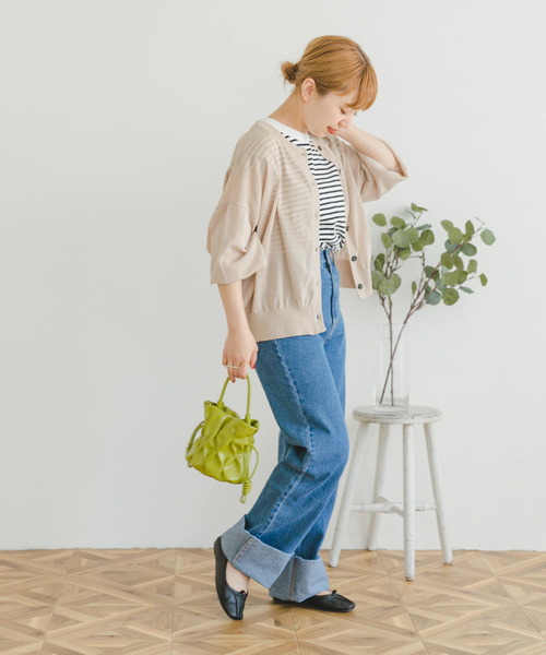 ITEMS URBANRESEARCH（アイテムズ アーバンリサーチ）の「シアークルーネックカーディガン（カーディガン/ボレロ・レディース・グリーン系その他/グレー系その他/ブラック/ブルー系その他・FREE）」の9枚目の写真