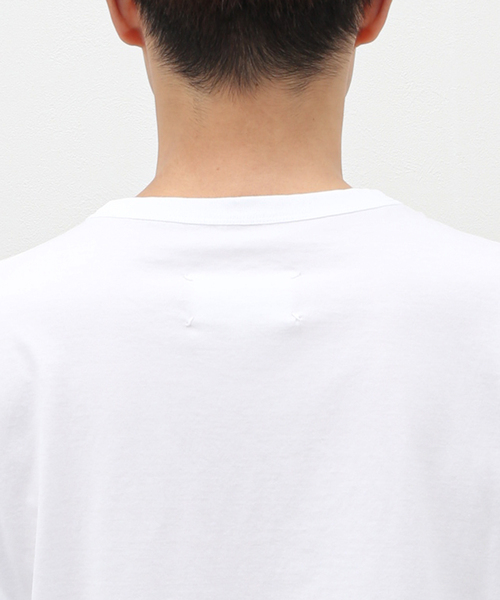 Maison Margiela(メゾンマルジェラ)の「【MAISON MARGIELA / メゾン マルジェラ】Bubble emb logo Tee(Tシャツ/カットソー・メンズ・ブラック/ホワイト・LARGE/X-LARGE)」の8枚目の写真