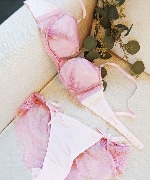 Chut! INTIMATES(シュットインティメイツ)の「イージーステップブラ&ショーツセット (C848)(ブラ&ショーツ・レディース・ライトピンク/グリーン・M1/M2/M3/L1/L2)」の2枚目の写真