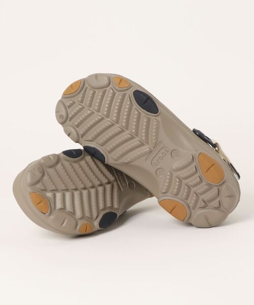 RODEO CROWNS WIDE BOWL(ロデオクラウンズワイドボウル)の「crocs CLASSIC ALL TERRAIN CLOG(サンダル・メンズ・ブラック/カーキ・27cm/26cm)」の4枚目の写真