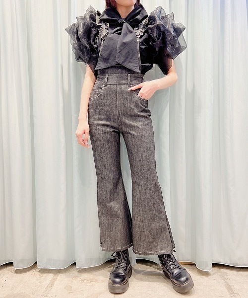 lilLilly(リルリリー)の「フリルデニムサロペット(サロペット/オーバーオール・レディース・ブラック/インディゴブルー・SMALL/MEDIUM)」の20枚目の写真