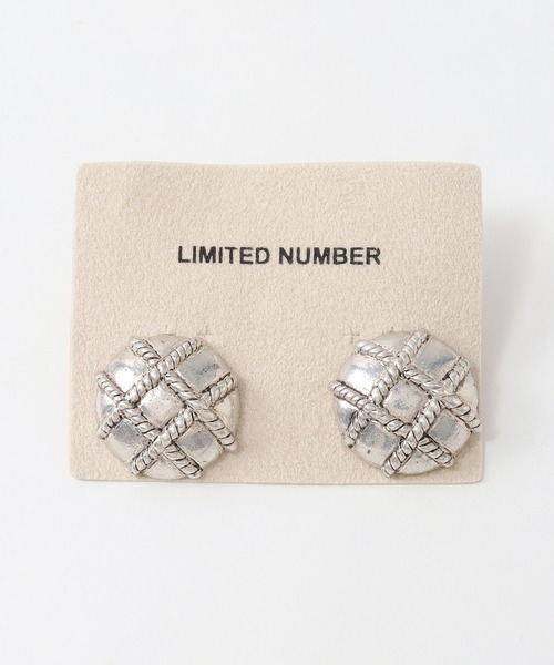 Cepica(セピカ)の「【LIMITED NUMBER / リミテッドナンバー】ボタンピアス(ピアス(両耳用)・レディース・シルバー/ゴールド・FREE)」の8枚目の写真