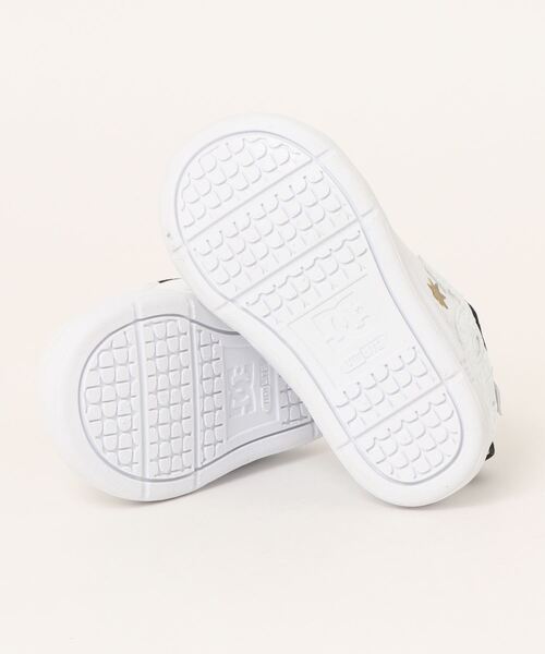 DC SHOES（ディーシーシューズ）の「DC SHOES ディーシーシューズ TS COURT GRAFFIK ELASTIC SE UL SN ベビーシューズ(トドラーズコートグラフィックエラスティック) DT234603（スニーカー・キッズ・ホワイト系その他/ブラック/ホワイト・13.0cm/14.0cm/12cm/16.0cm/15.0cm）」の5枚目の写真