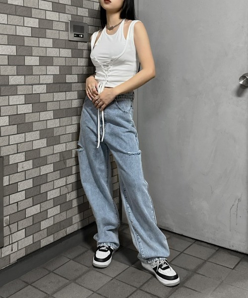 LVEU.（ラブユ.）の「【LVEU.】ホルターネックレイヤードレースアップタンクトップ / トップス タンクトップ ノースリーブ キャミソール キャミ レイヤード レースアップ ホルターネック クロップド ショート ブラック ホワイト（タンクトップ・レディース・ブラック/ホワイト・FREE）」の7枚目の写真