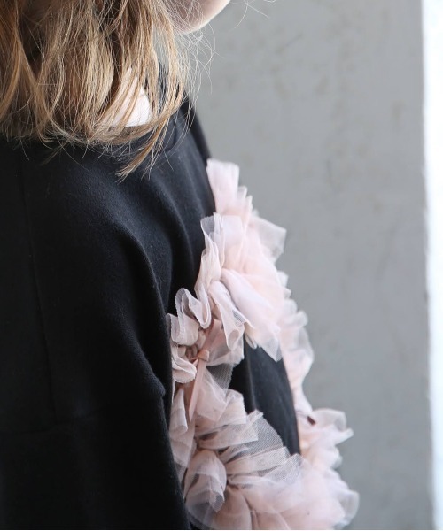 Rora(ローラ)の「ハートビート スウェットT / トレーナー チュール ハート(スウェット・キッズ・ブラック・110/130/140/120/150/100)」の13枚目の写真