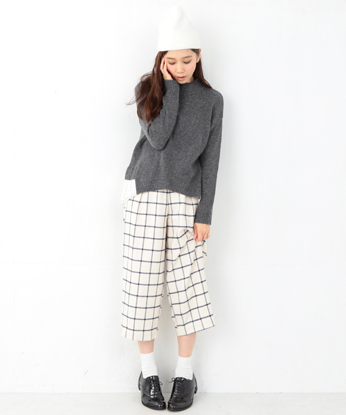 CAROLINA GLASER（カロリナ グレイサー）の「CAROLINA GLASER / バックフリル プルオーバー（ニット/セーター・レディース・チャコールグレー/ピンク・ONE SIZE）」の11枚目の写真