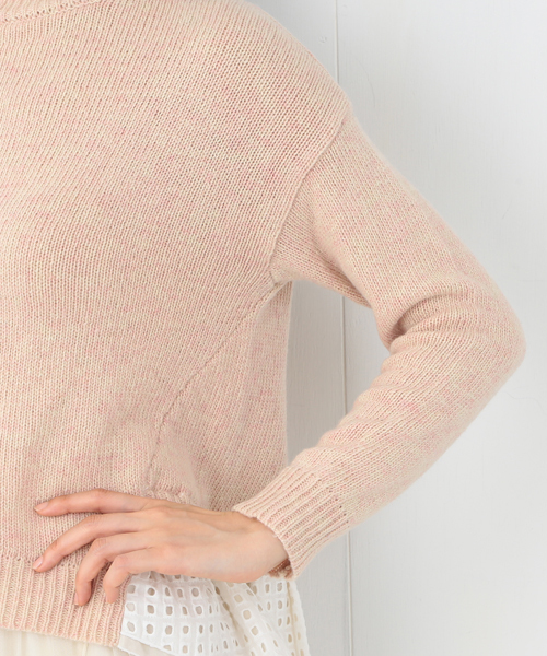 CAROLINA GLASER（カロリナ グレイサー）の「CAROLINA GLASER / バックフリル プルオーバー（ニット/セーター・レディース・チャコールグレー/ピンク・ONE SIZE）」の13枚目の写真