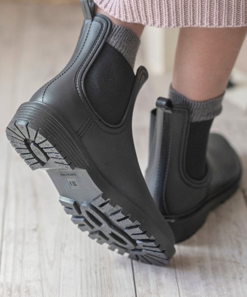 Catherine Cottage（キャサリンコテージ）の「防水　サイドゴアブーツ（レインシューズ・キッズ・オフホワイト/ブラック・18/23/20/22/19/21/24）」の9枚目の写真