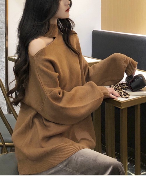 gossip！ロサンゼルス（ゴシップロサンゼルス）の「ワンショルダーカットアウトニット（ニット/セーター・レディース・グレー/ブラウン/オフホワイト/ブラック・FREE）」の4枚目の写真